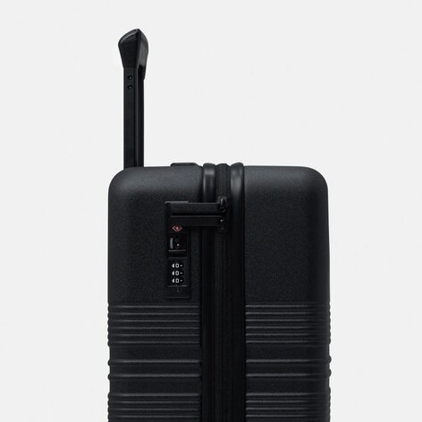 Essential Cabin Suitcase | Black | Sustainable & Unique